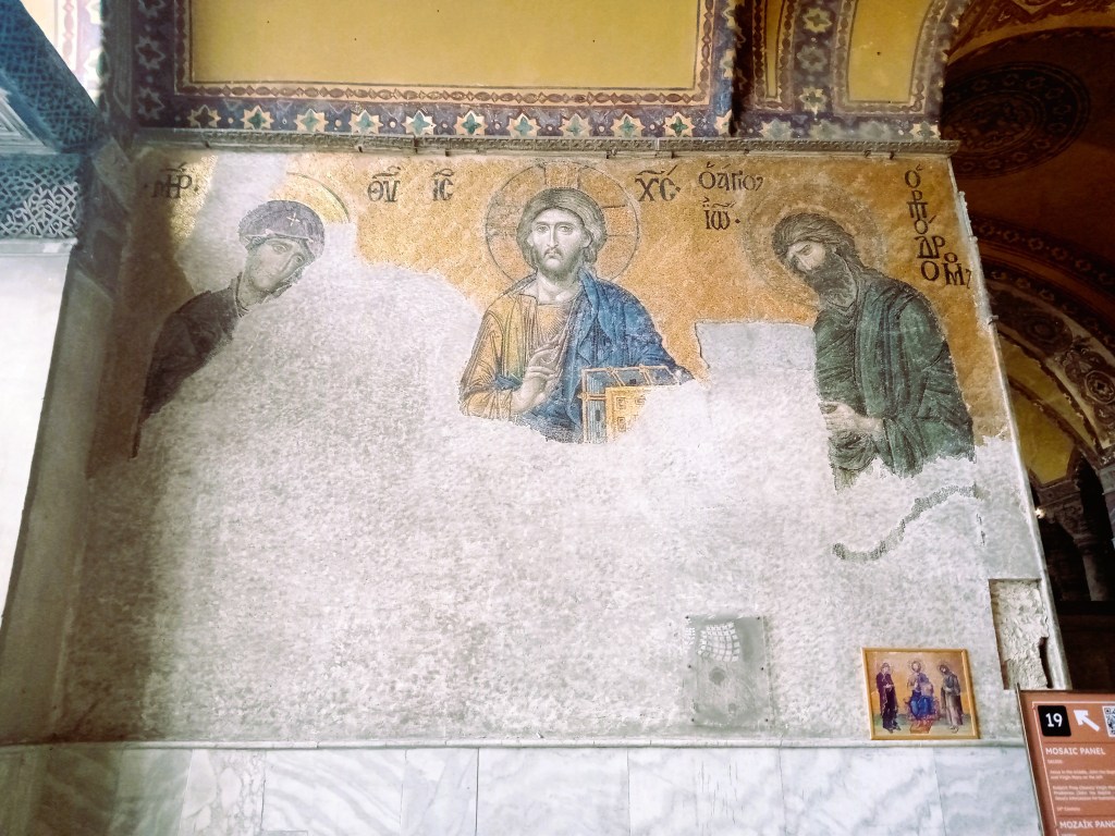 Self-guided hagia sophia audio tour with Funİstanbul Guide